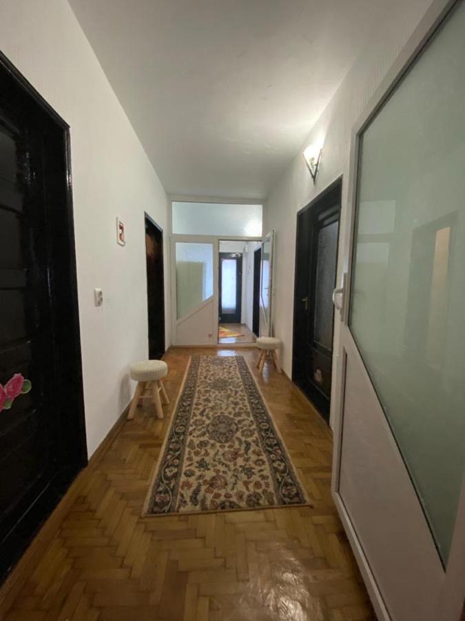 Casa Jeni Villa Humulesti Eksteriør bilde